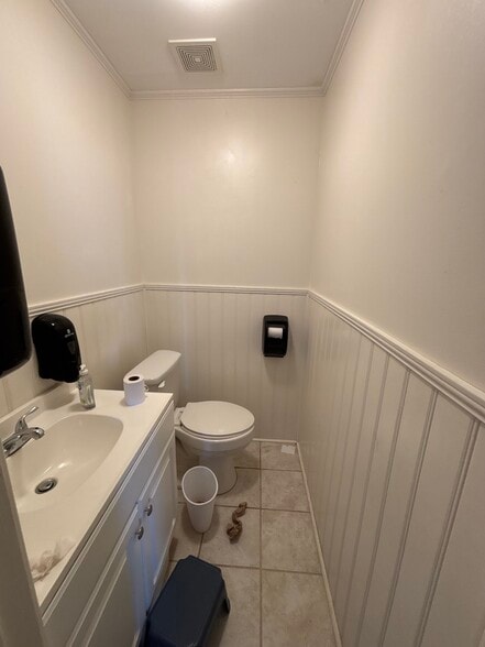 More Photos Of 220 Beaver Rd, Munford Sports And Entertainment For Sale