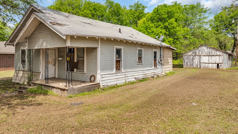 More Photos Of 603 Lake Murray Dr E, Ardmore Flex For Sale