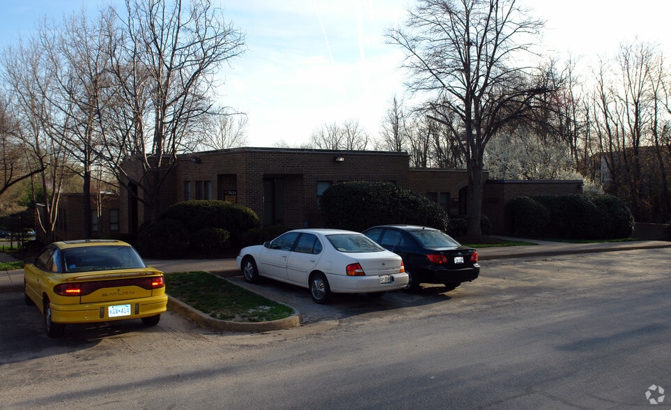 More Photos Of 7631-7635 Leesburg Pike, Falls Church Office For Lease