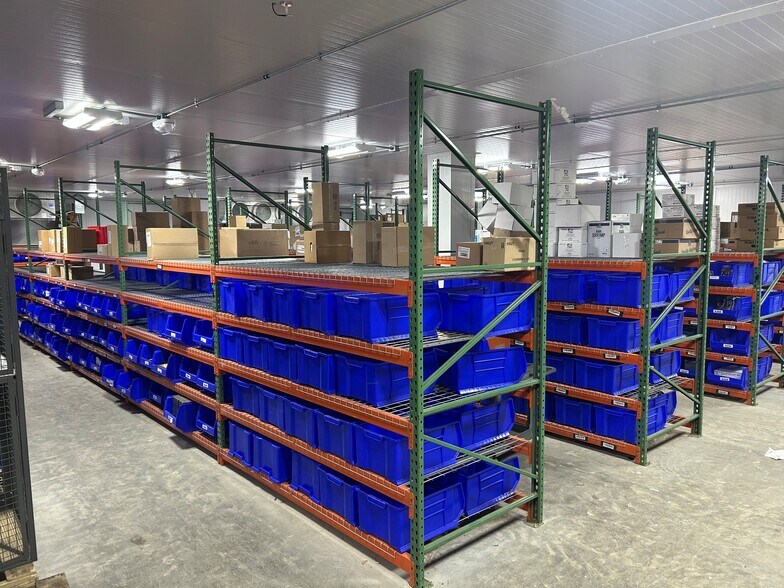 More Photos Of 8205-8211 Dunlap St, Houston Distribution For Sale