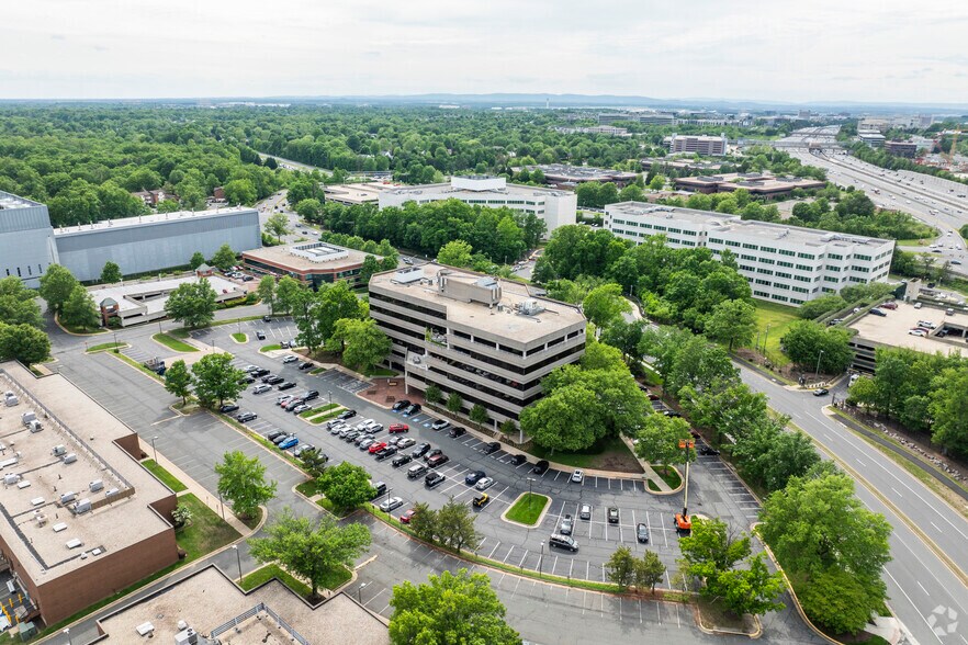 More Photos Of 12355 Sunrise Valley Dr, Reston Office For Lease