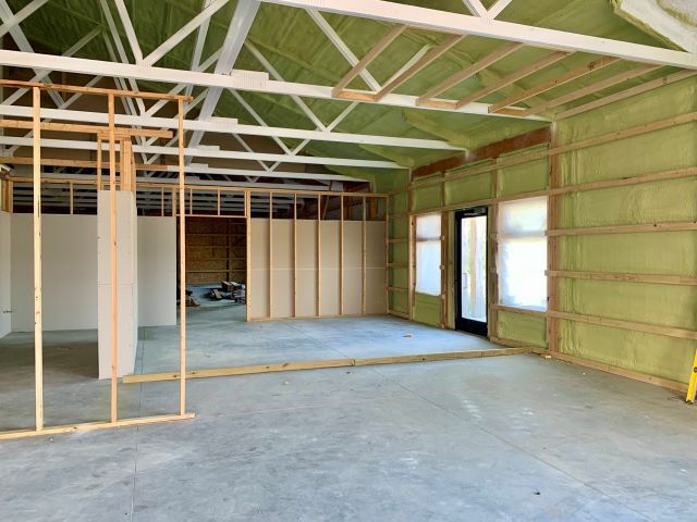 More Photos Of 7334 E Duck Lake Rd, Lake Leelanau Showroom For Sale