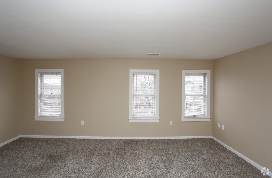 More Photos Of 550 Fletcher Ave, Indianapolis Apartments For Sale