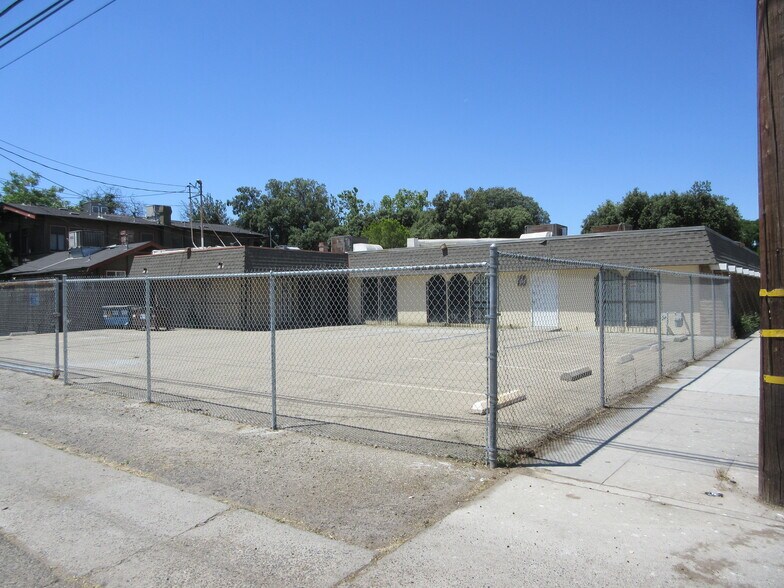 More Photos Of 190 N Van Ness Ave, Fresno Medical For Sale