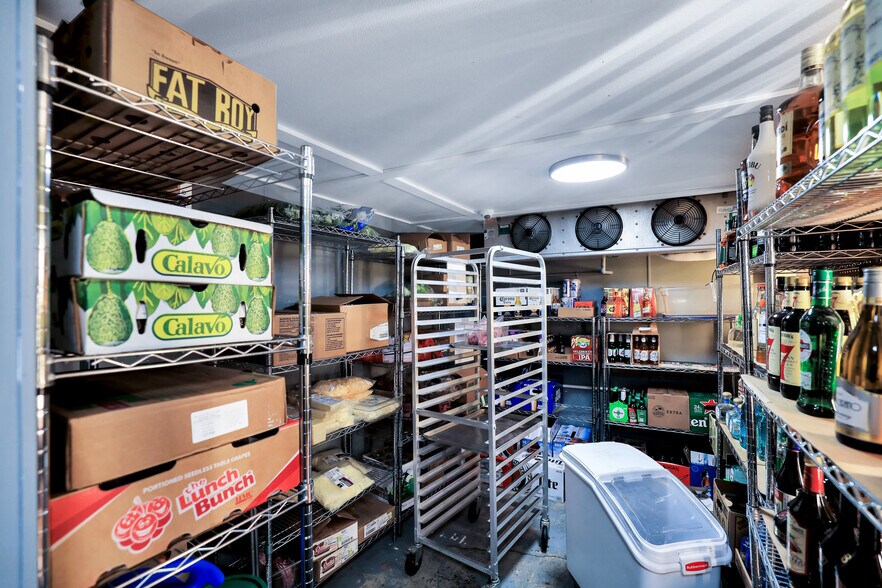 More Photos Of 802 S Shore Diamond Lake Rd, Newport Restaurant For Sale