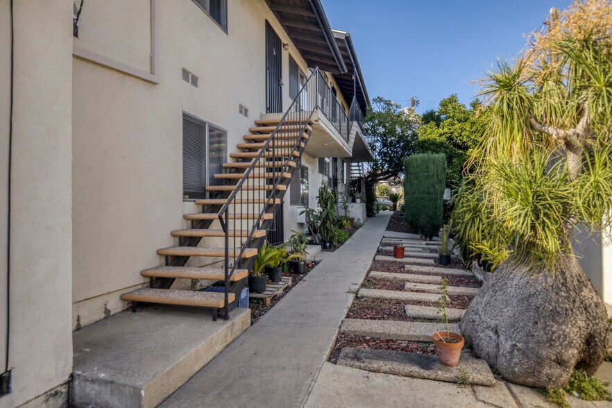 More Photos Of 2714 New Jersey St, Los Angeles Multifamily For Sale