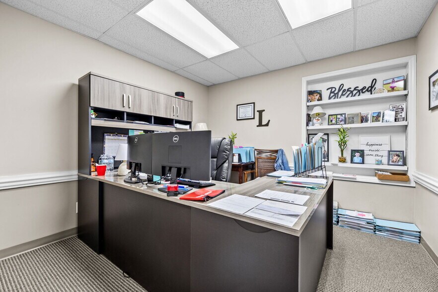 More Photos Of 150 Scarboro St, Asheboro Medical For Sale