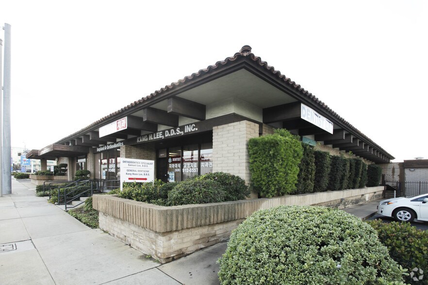 More Photos Of 18901-19001 Colima Rd, La Puente Unknown For Lease