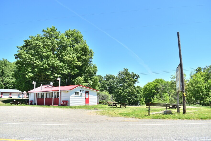 More Photos Of 8915 Route 6N, Albion Fast Food For Sale