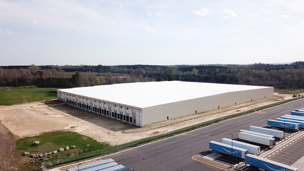 More Photos Of 2130 Kimrey Rd, Graham Distribution For Lease