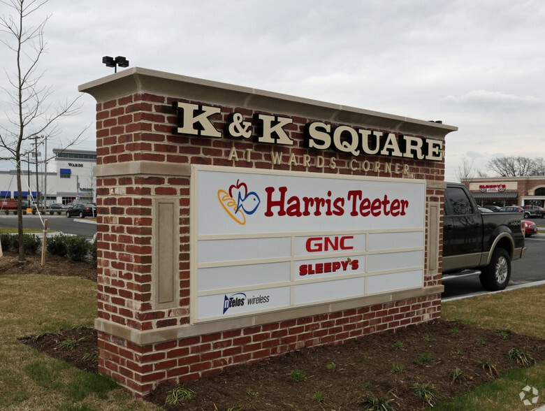 More Photos Of 7550 Granby St, Norfolk Supermarket For Lease