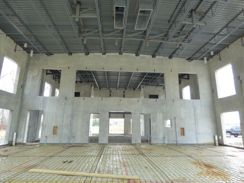 More Photos Of 1355 Arrowhead Dr, Maumee Lodge Meeting Hall For Sale