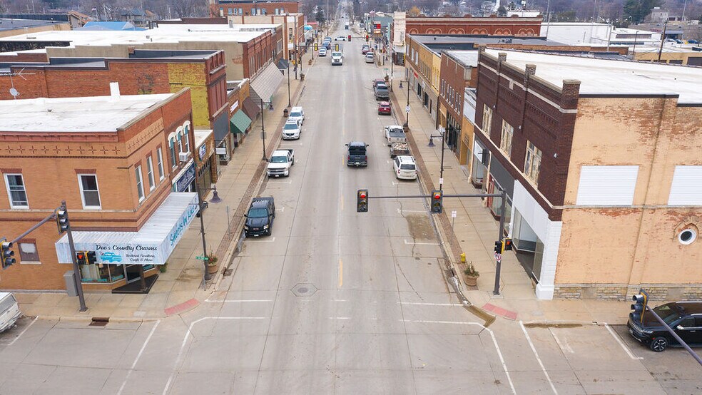 More Photos Of 2 E Main St, New Hampton General Retail For Sale