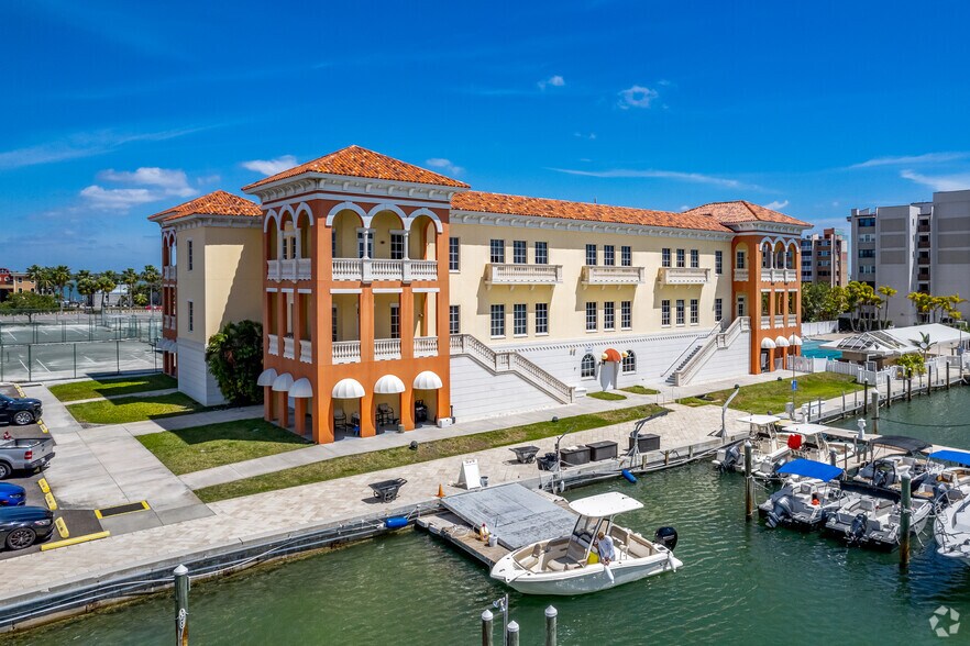 More Photos Of 400 Treasure Island Cswy, Treasure Island Marina For Lease