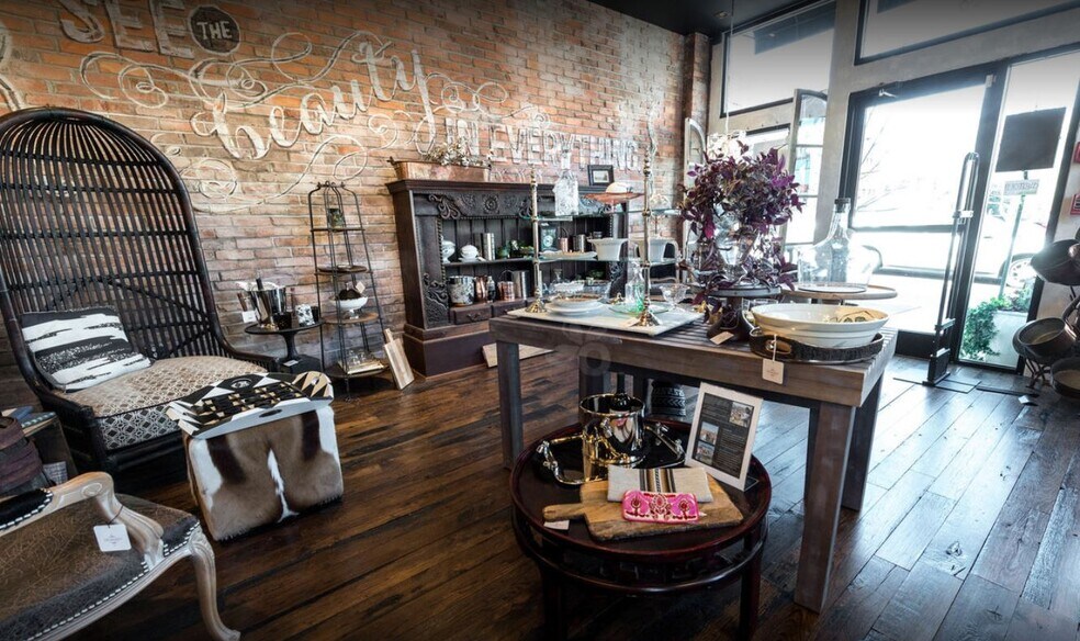 More Photos Of 36 Broadway St, Asheville Hotel For Sale