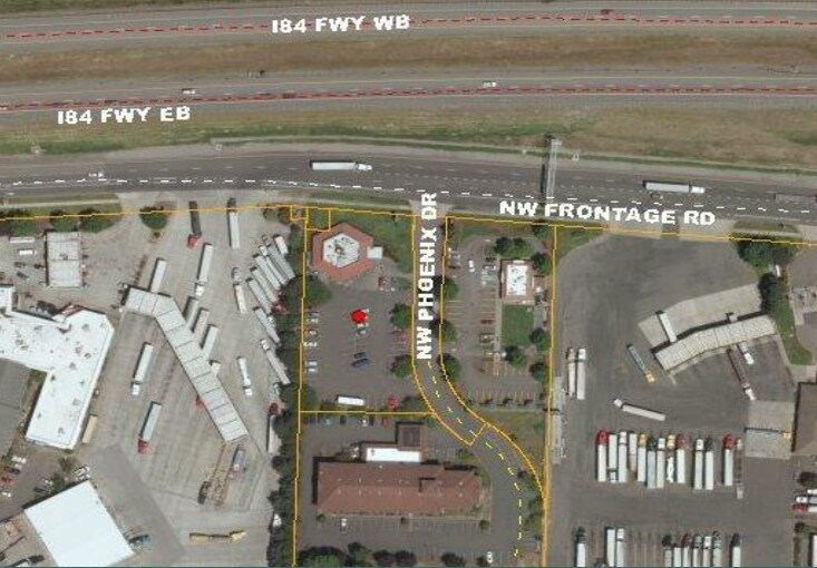 More Photos Of 557 NW Phoenix Dr, Troutdale Restaurant For Lease