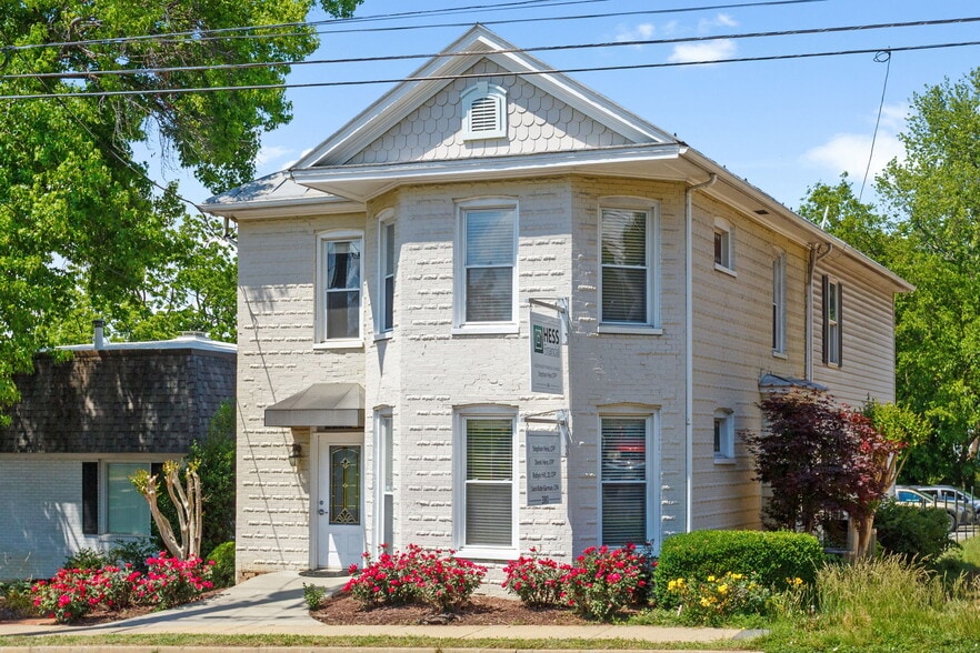 Primary Photo Of 380 E Market St, Harrisonburg Office For Lease