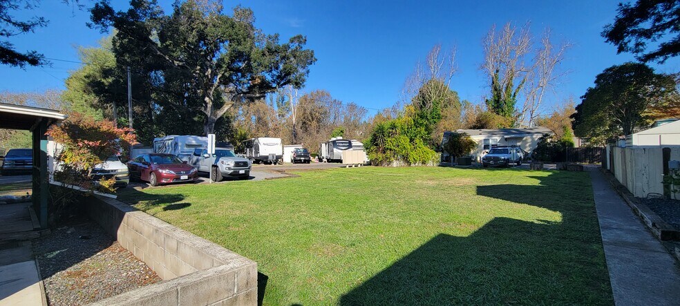More Photos Of 6070 Old Redwood Hwy, Penngrove Manufactured Housing Mobile Home Park For Sale