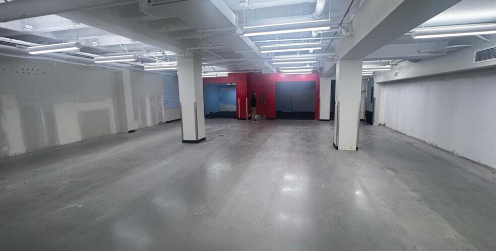 More Photos Of 399 Geary St, San Francisco Storefront For Lease