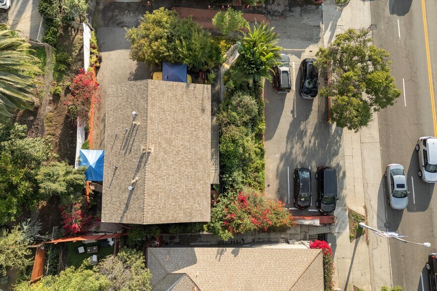 More Photos Of 3234 Barham Blvd, Los Angeles Apartments For Sale