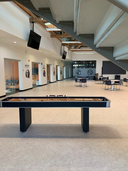 More Photos Of 505 S Market St, San Jose Coworking Space