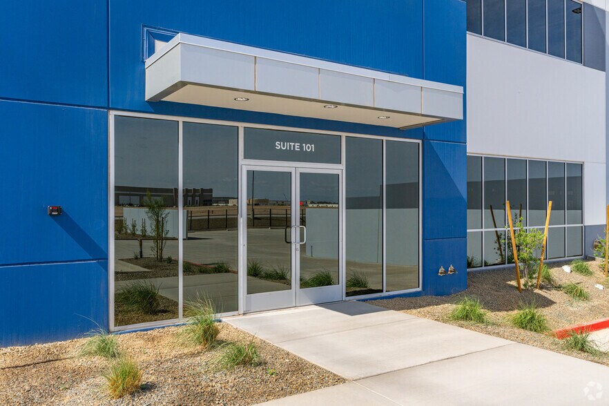 More Photos Of NWC Indian School Rd & W Minnezona Ave, Goodyear Unknown For Lease