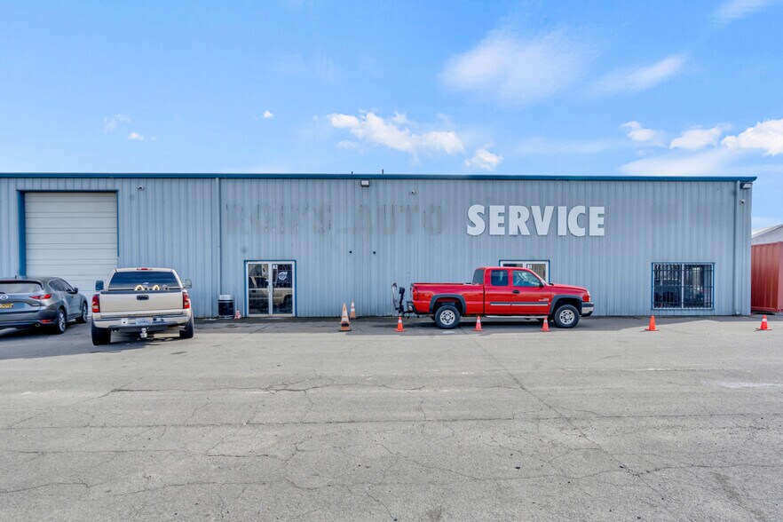 More Photos Of 25533 N Highway 99, Acampo Service For Sale