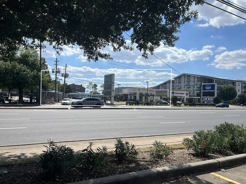 More Photos Of 9235 Westheimer Rd, Houston Fast Food For Lease