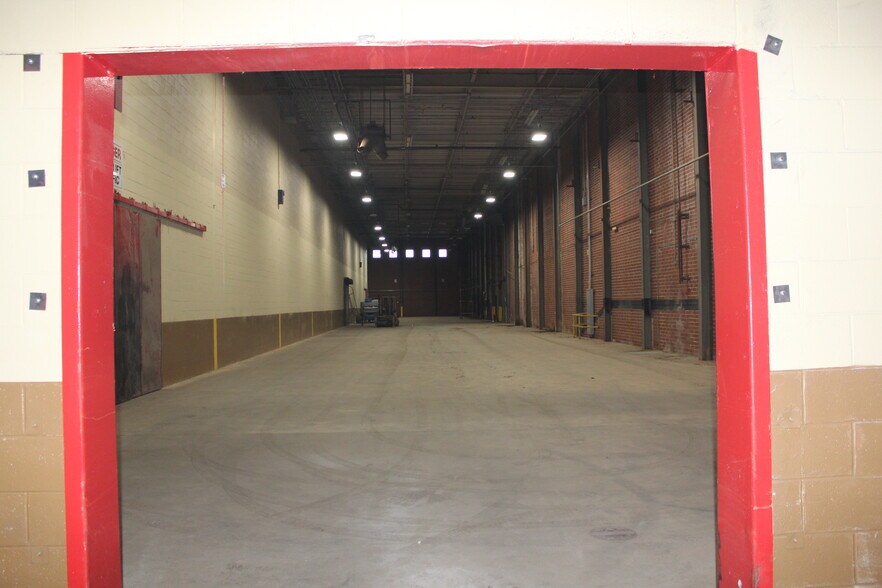 More Photos Of 180 E Main St, Haw River Distribution For Lease