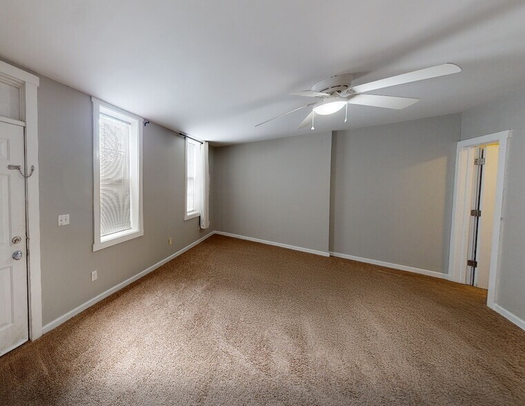 More Photos Of 842-852 N High St, Columbus Storefront Retail Residential For Sale