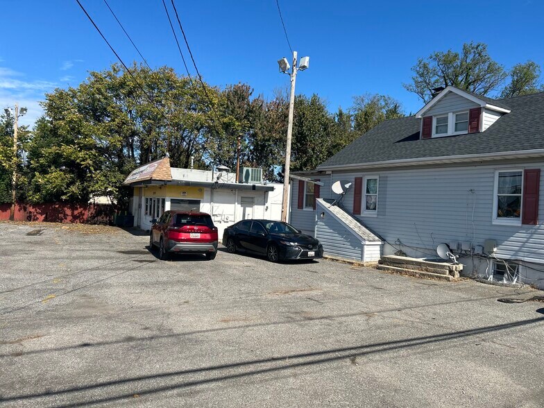 More Photos Of 5519 Ritchie Hwy, Baltimore Auto Dealership For Sale