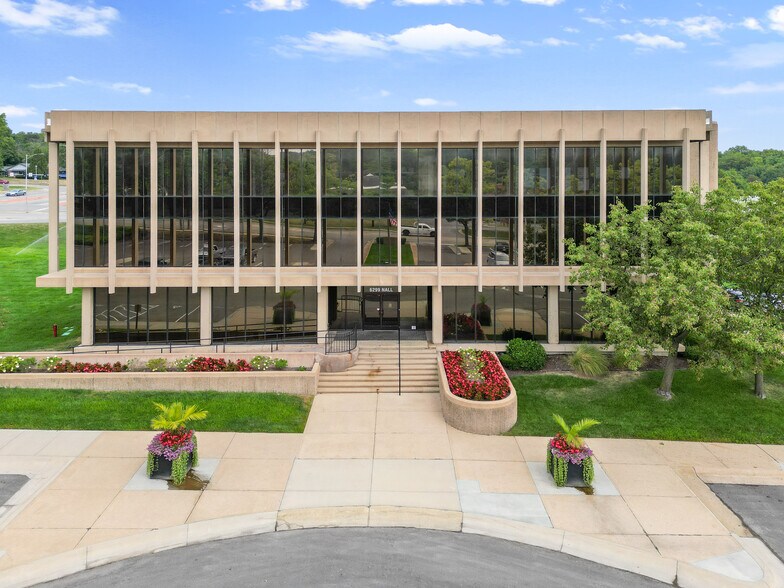 More Photos Of 6299 Nall Ave, Mission Office For Lease