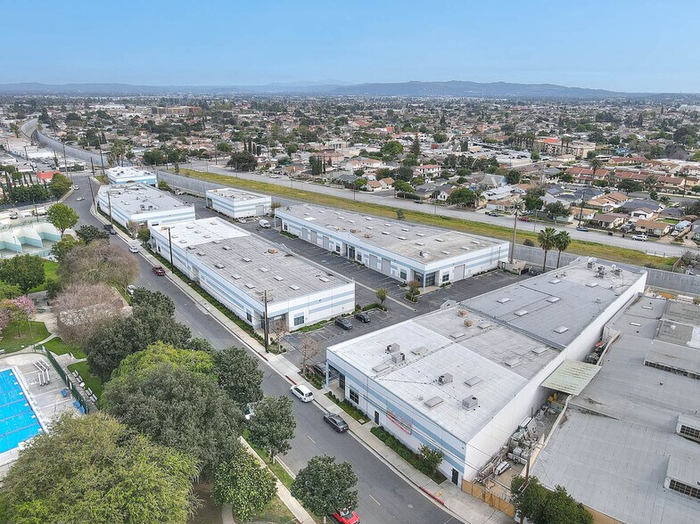 More Photos Of 236 Clary Ave, San Gabriel Warehouse For Lease