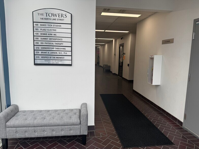 More Photos Of 146 N Lake St, Forest Lake Medical For Lease