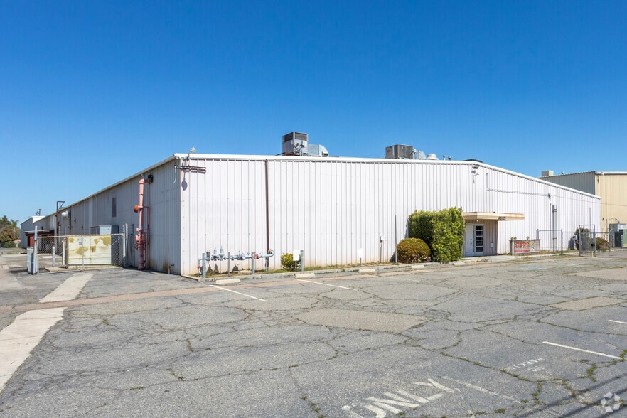 More Photos Of , Fresno Industrial For Sale