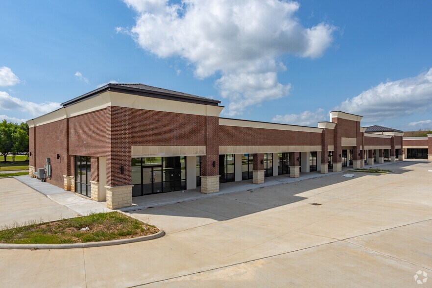 More Photos Of , Missouri City General Retail For Sale