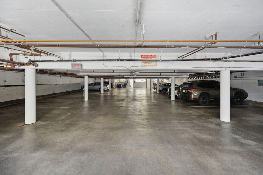 More Photos Of 1545 Gordon St, Los Angeles Multifamily For Sale