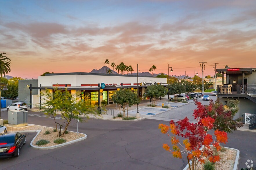 More Photos Of 5538 N 7th St, Phoenix Restaurant For Lease