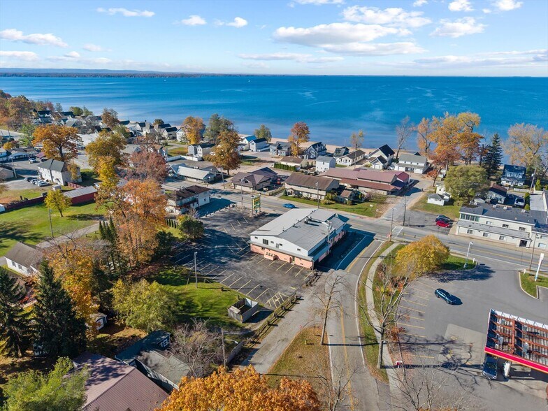 More Photos Of 1424 Main St, Sylvan Beach Restaurant For Sale