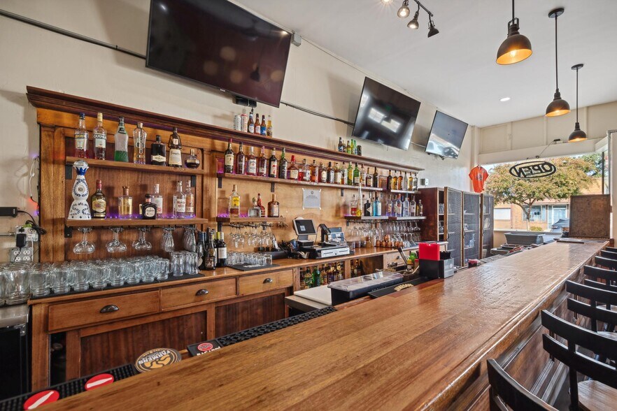 More Photos Of 212 2nd St, Isleton General Retail For Sale