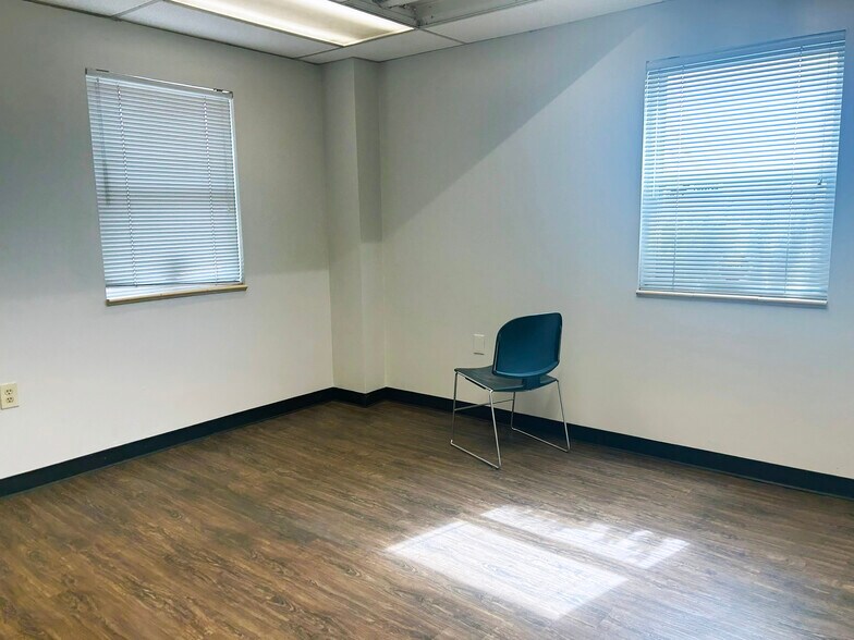 More Photos Of 5151 E 56th Ave, Commerce City Manufacturing For Lease