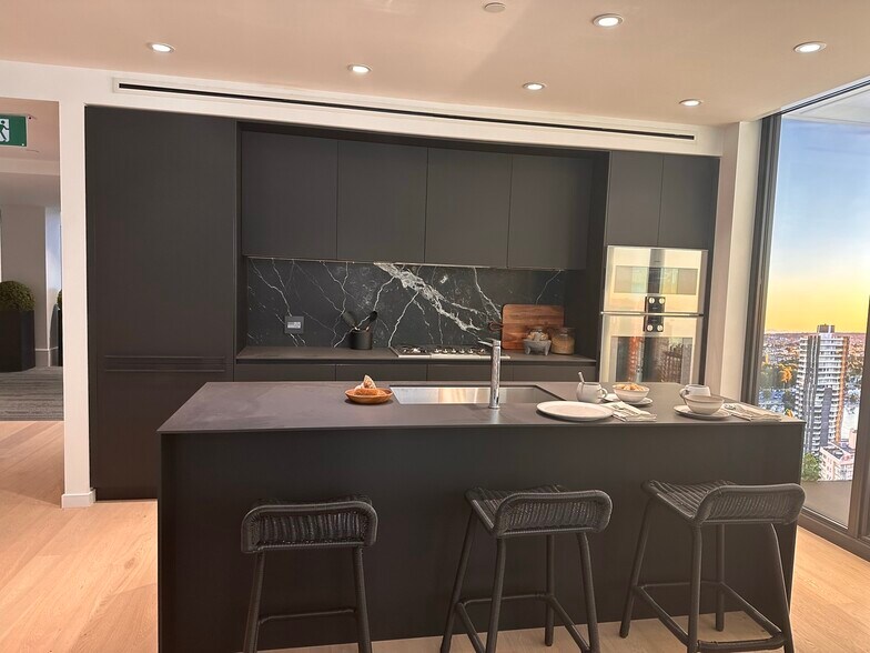 More Photos Of 955-995 Hornby St, Vancouver Apartments For Sale