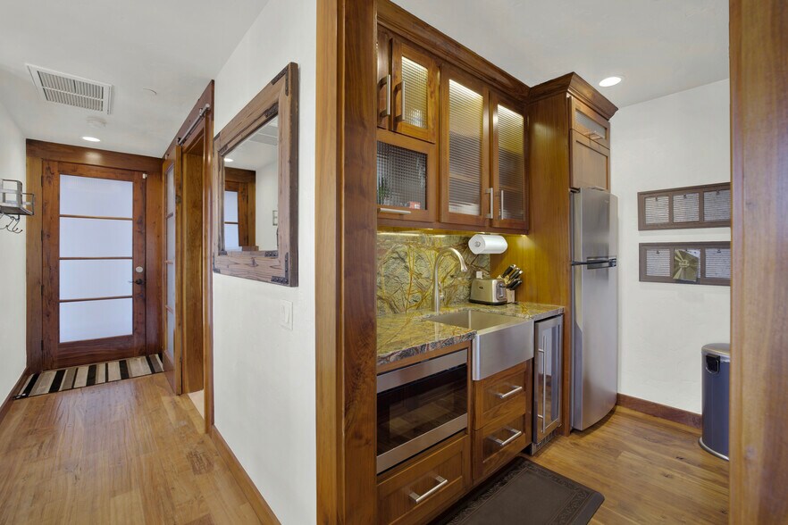 More Photos Of 1403 N El Camino Real, San Clemente Office For Sale