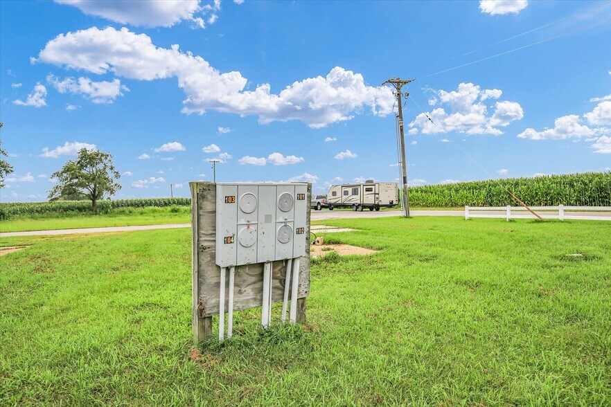 More Photos Of 4808 Paradise Rd, Mattoon Manufactured Housing Mobile Home Park For Sale