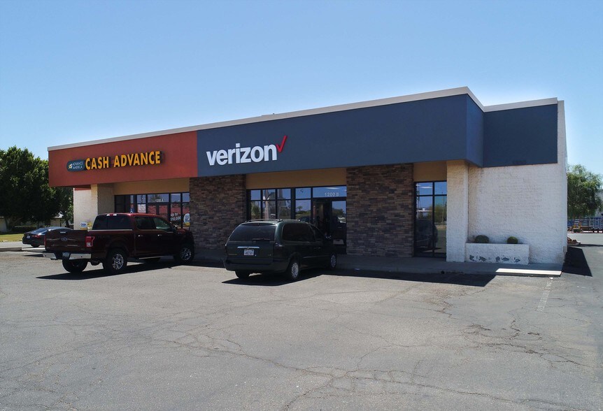 More Photos Of 1200 W Hobson Way, Blythe Freestanding For Lease