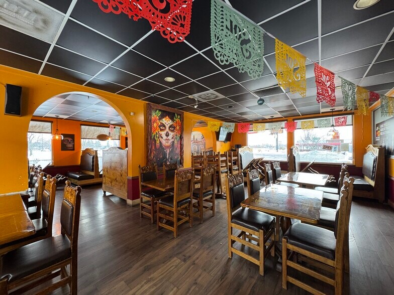 More Photos Of 2070 S Koeller St, Oshkosh Restaurant For Sale