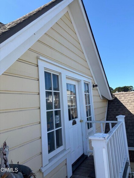 More Photos Of 45051 Ukiah st, Mendocino General Retail For Sale