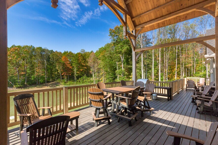 More Photos Of 16012 OH-678, Rockbridge Lodge Meeting Hall For Sale