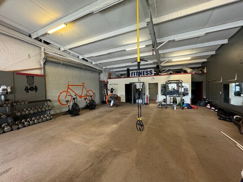 More Photos Of 540 S Highway 27, Clermont Flex For Lease