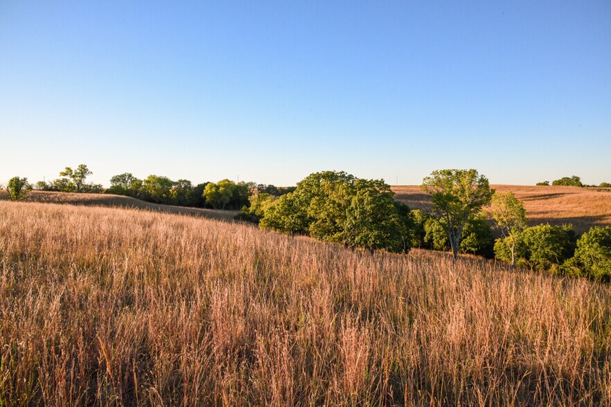 More Photos Of 0000 00000 Hi-View Dr, Manhattan Land For Sale